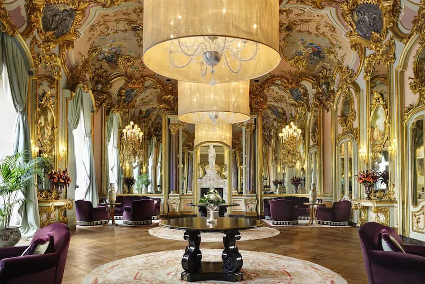 Villa Cora detail view